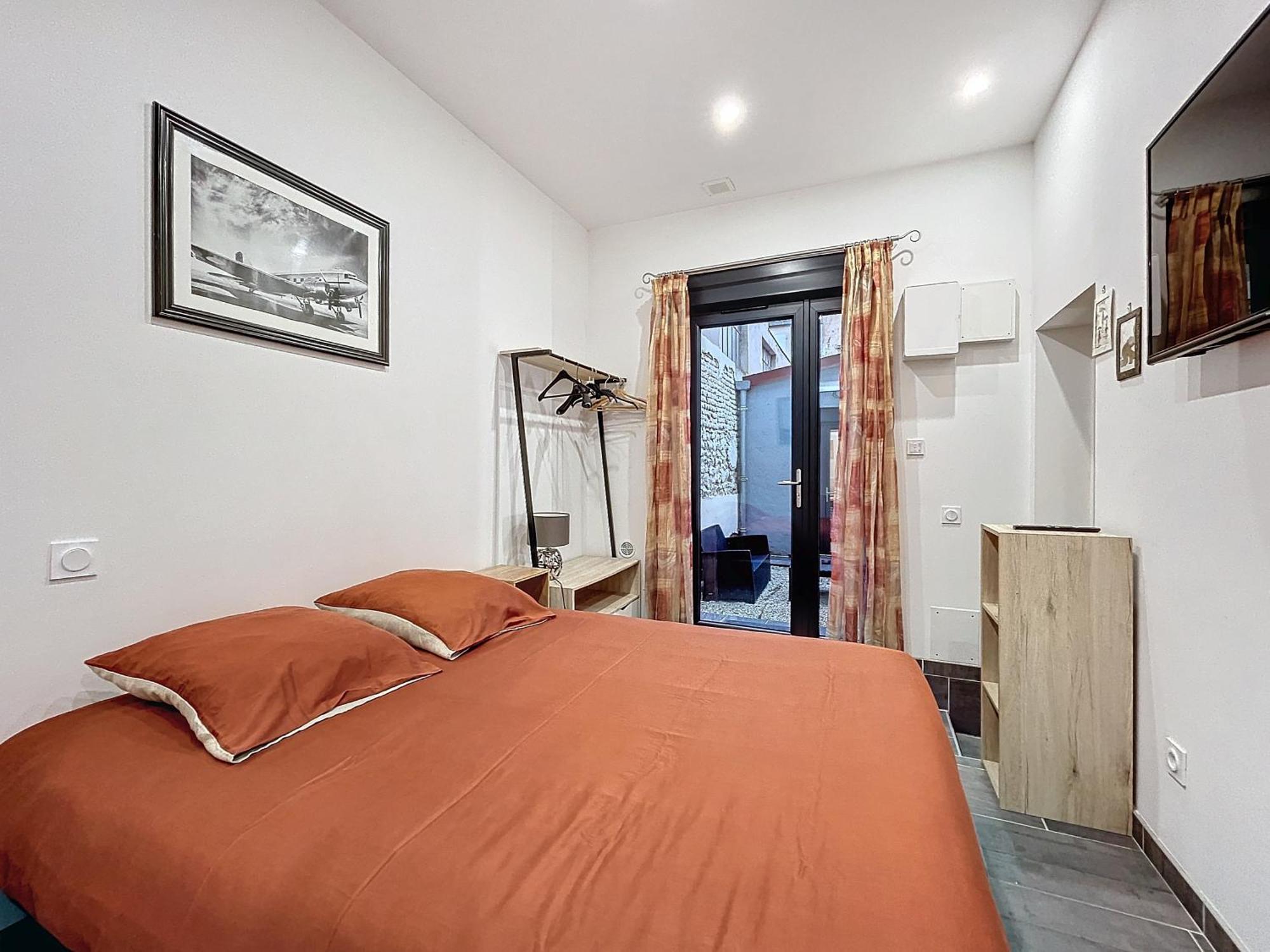 Loft Terrasse Avec Spa Proche Centre Historique Монлюсон Екстер'єр фото
