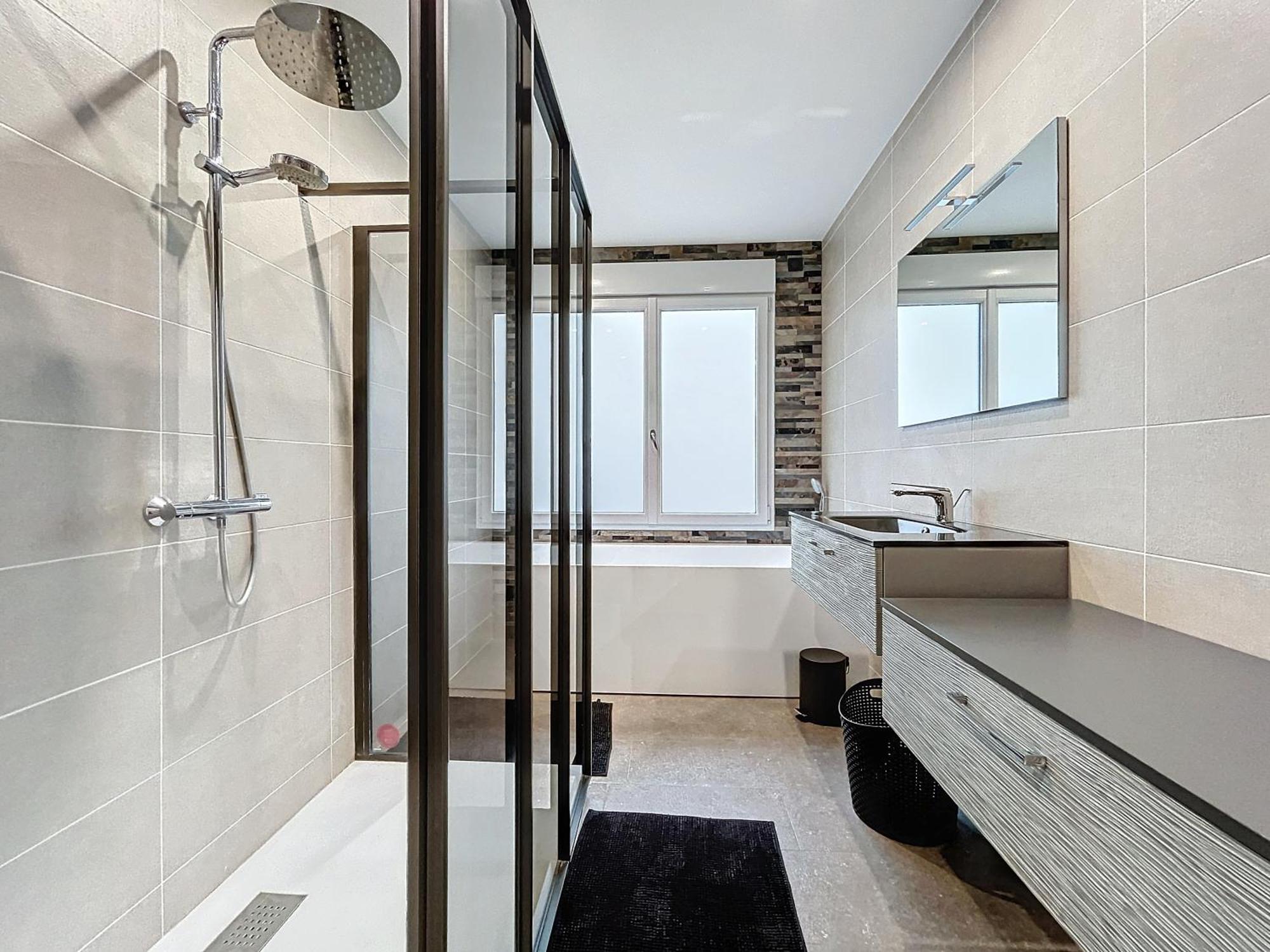 Loft Terrasse Avec Spa Proche Centre Historique Монлюсон Екстер'єр фото